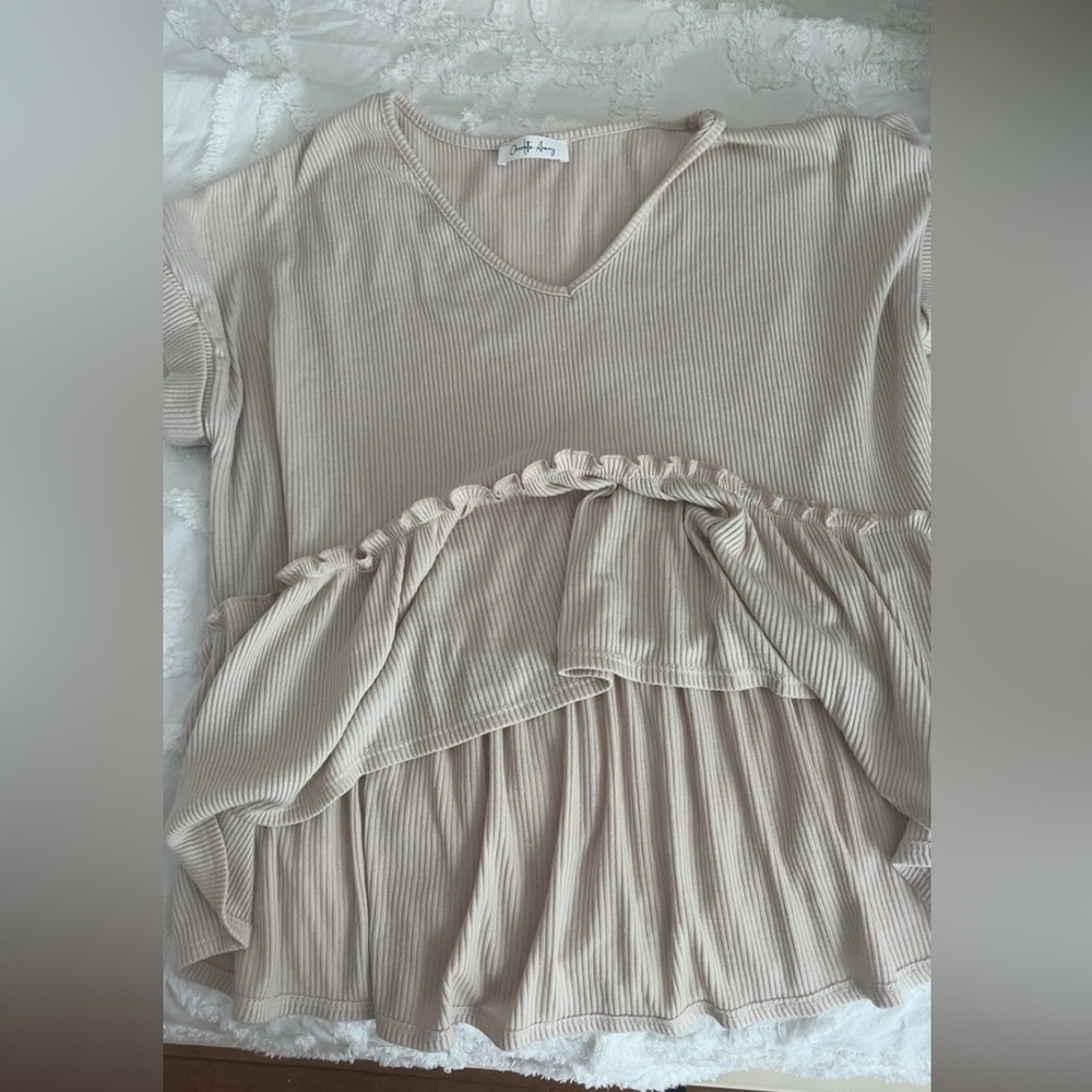 Charlotte Avery (Palmetto Moon) - Flowly Tan Tee